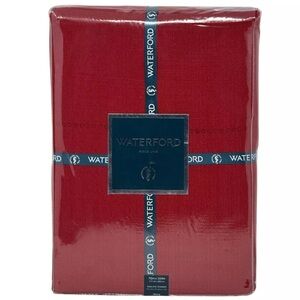 WATERFORD 70" x 104" Christmas Holiday Classic Solid Red Designer Tablecloth NEW